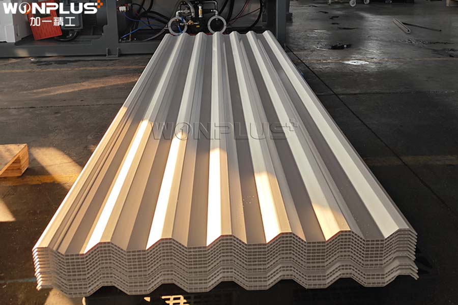 Toiture creuse en PVC WONPLUS : performances stables.