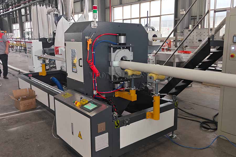 Ligne d'extrusion de tuyaux en PVC à haute efficacité désormais pleinement opérationnelle