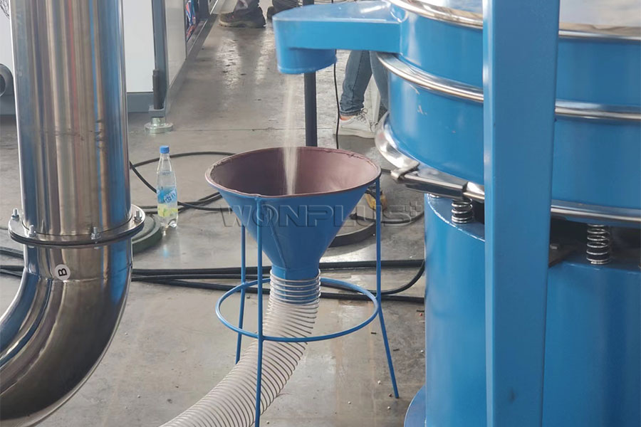 Mise en service complète du puverizer en plastique PVC à l'usine WONPLUS

