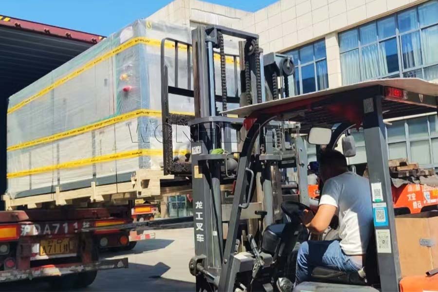 Ligne d'extrusion de tubes PVC et ligne de granulation PVC sur mesure WONPLUS - Livraison soignée